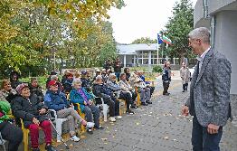 Кметът на Варна се срещна с потребителите на обновения Дом за стари хора „Гергана“ 